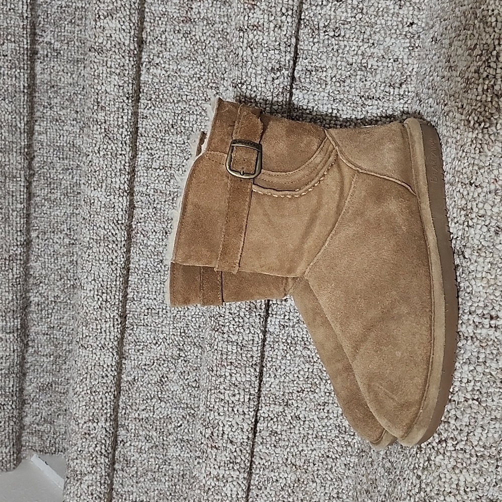 Medium length bear paw boots